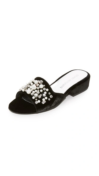 Stuart Weitzman Decorslide Embellished Velvet Sandal In Черный