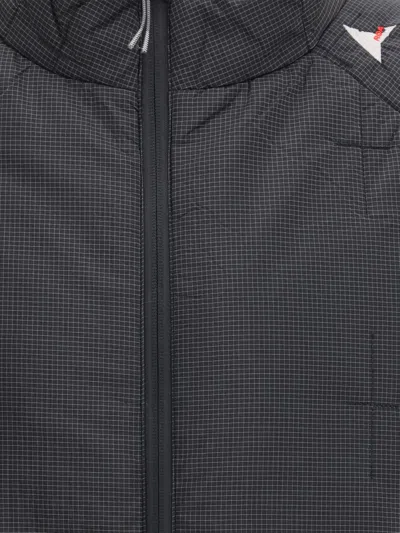 Roa Jacket Men In Gray