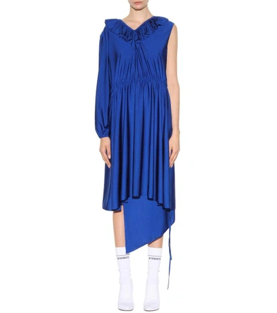 Shop Vetements Asymmetric Satin Dress In Llue