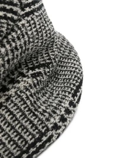PATTERNED HAT