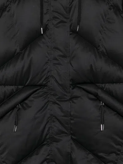 Bogner 퀼팅 후드 코트 In Black