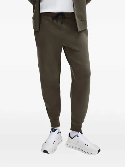 On Focus Tech Sweatpants In Gray