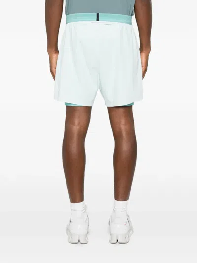 On 5" Performance 2/1 Shorts In White