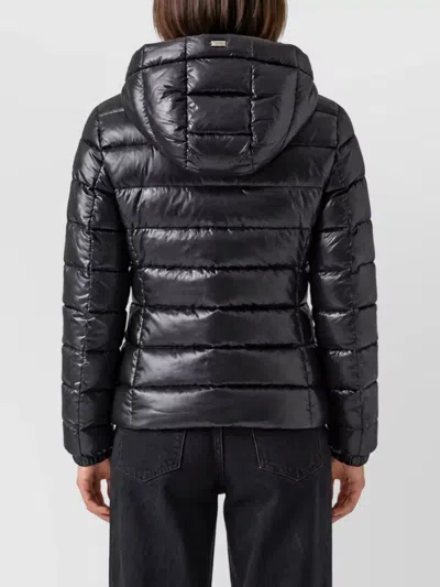 Herno Short Down Puffer Jacket In Black