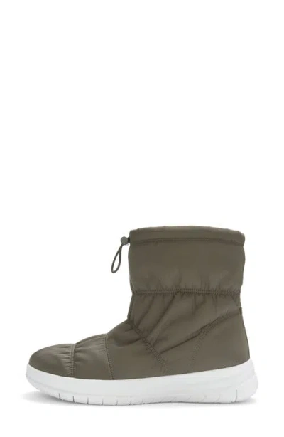 Fitflop Flow Winterized Boot In Green