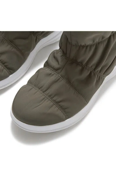 Fitflop Flow Winterized Boot In Green