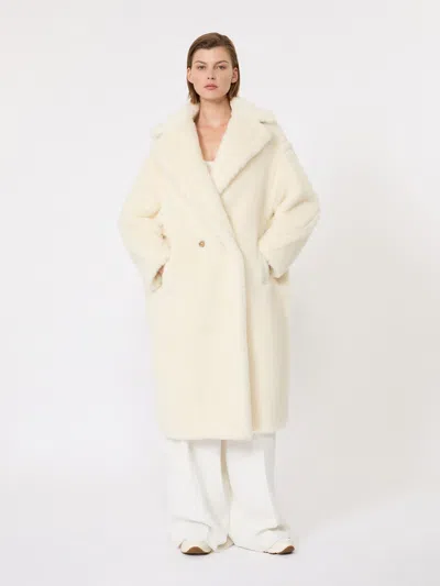 Max Mara Oversized Double-breasted Alpaca-wool Coat With Silk Base In White