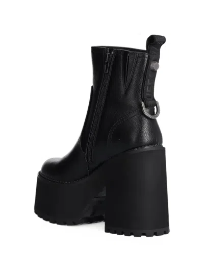 Buffalo Aspha Platform Boots In Black