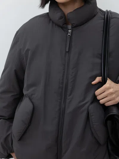 Low Classic Zippered Down Jacket In Black