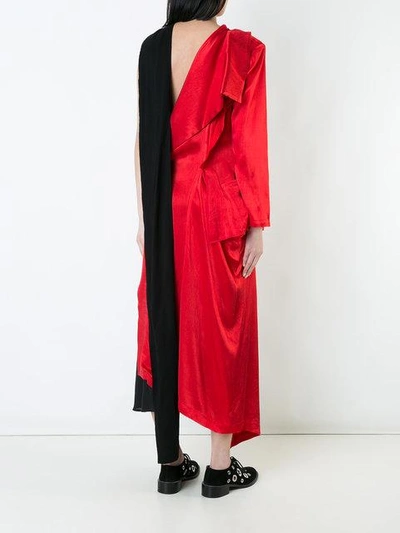 Shop Yohji Yamamoto Wrapped Stole Coat In Red