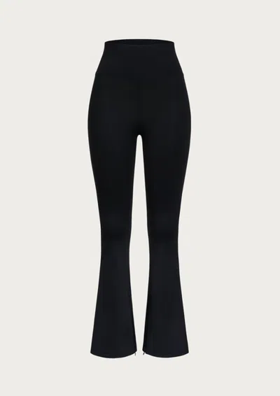 Norba Flared Legging In Black