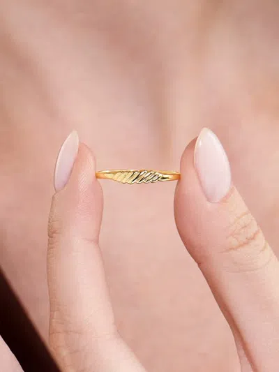 Devata Rope Ring In Transparent