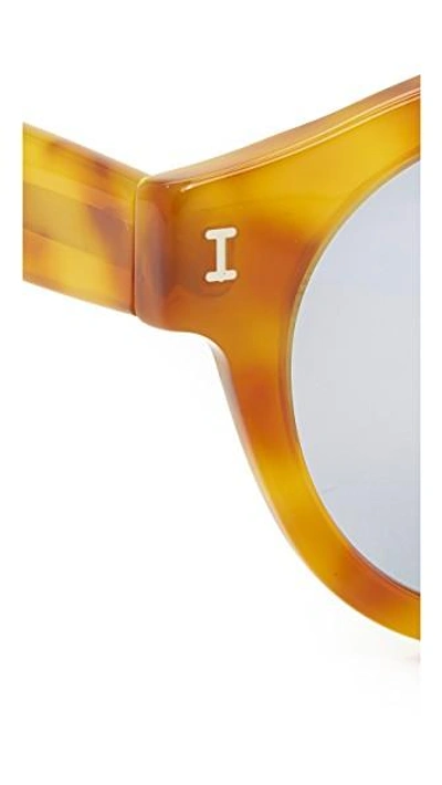 Shop Illesteva Leonard Mirrored Sunglasses In Amber/silver
