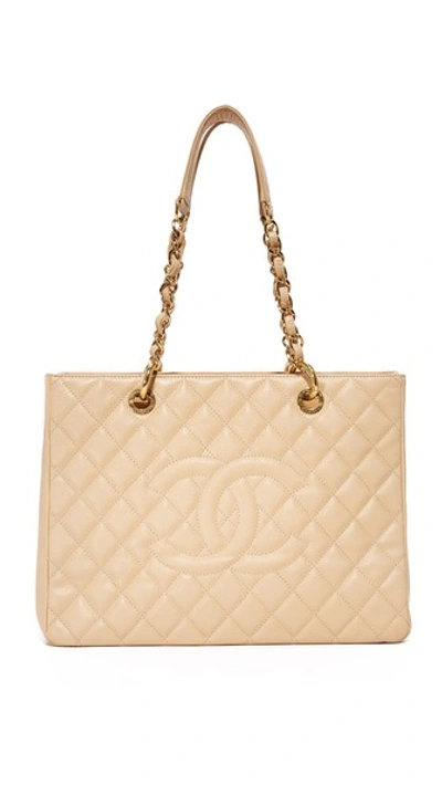 Chanel Cc Quilted Tote (previously Owned) In Beige