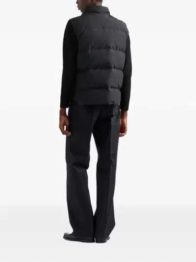 Prada Technical Fabric Down Vest In 블랙