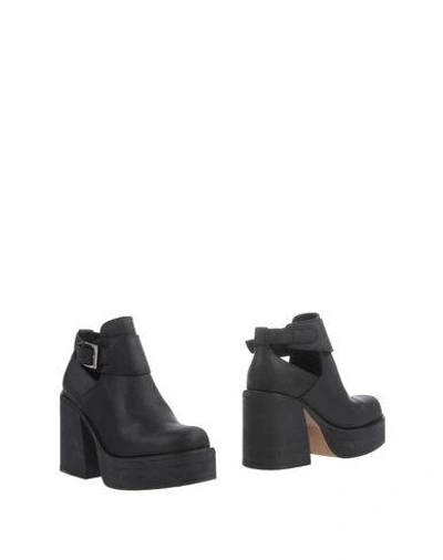 Shop Windsor Smith Ankle Boot In Black