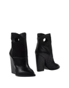 PIERRE HARDY Ankle boot,11113936QN 9