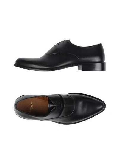 Givenchy Lace-up Shoes In Black