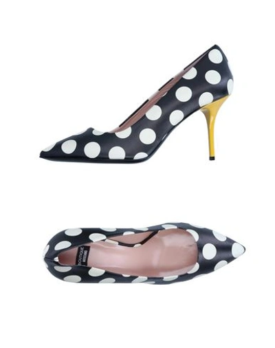 Boutique Moschino Pumps In Black