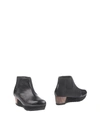 ISSEY MIYAKE Ankle boot