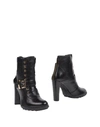 STUART WEITZMAN Ankle boot,11224984VB 3