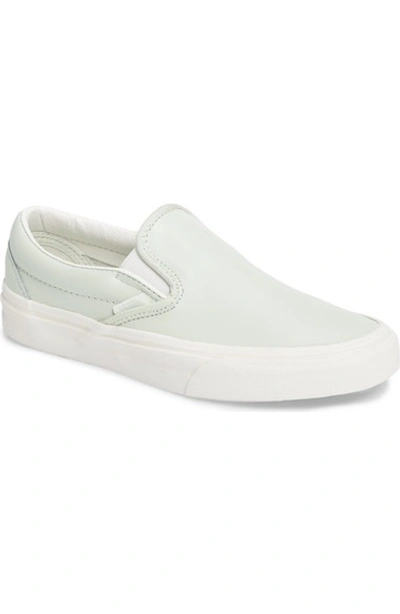 Vans Classic Slip-on Sneaker In Blue/ Blanc Leather