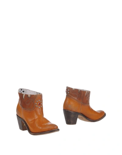 Golden Goose Ankle Boots In Tan