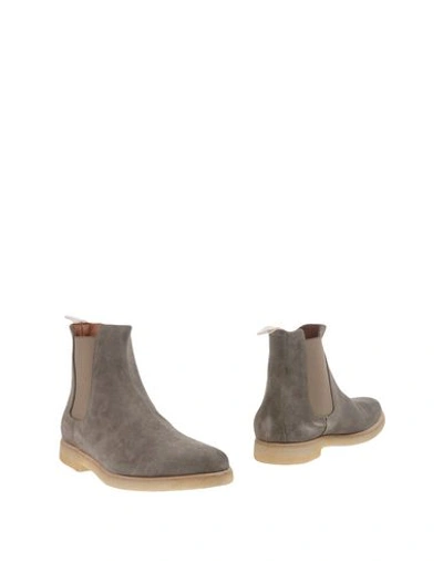 Common Projects Ankle Boots In Grey