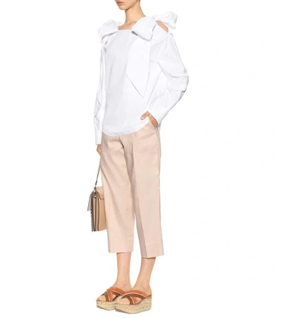 Shop Chloé Cotton-blend Cropped Trousers In Paesy Piek
