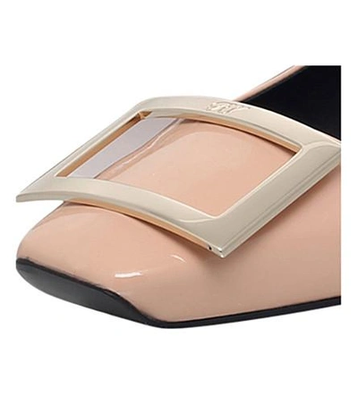 Shop Roger Vivier Trompette Patent-leather Ballerina Flats In Nude