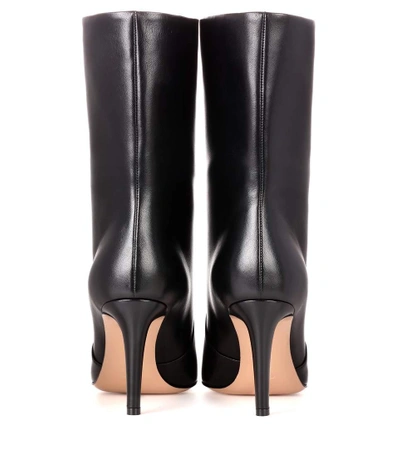 Shop Gianvito Rossi Exclusive To Mytheresa.com - Dana Leather Ankle Boots In Black