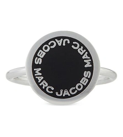 Marc Jacobs Enamel Logo Disc Ring In Black/argento | ModeSens