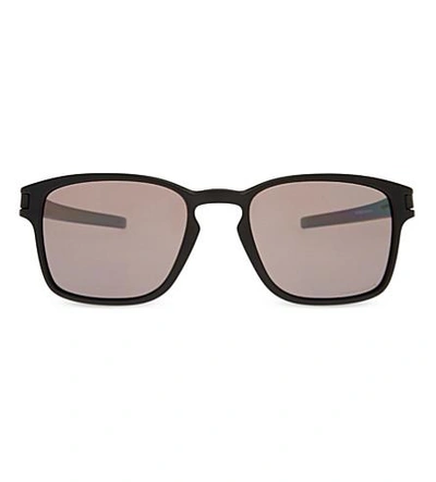 Shop Oakley Oo9353 Latch Square-frame Sunglasses In Matte Black