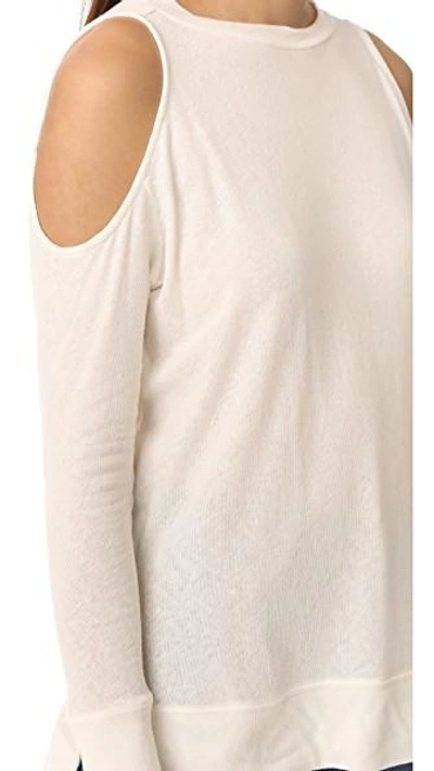 Shop Alice And Olivia Air Landon Cold Shoulder Tee In Off White