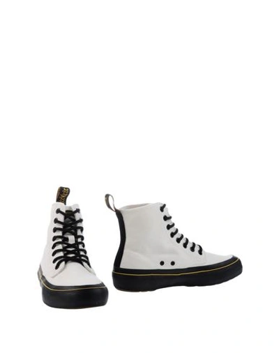 Dr. Martens' Ankle Boot In White
