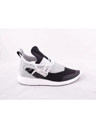 Shop Y-3 Elle Run Sneakers In Nero/bianco