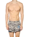 UNDERCOVER Shorts & Bermuda,13007600TJ 8