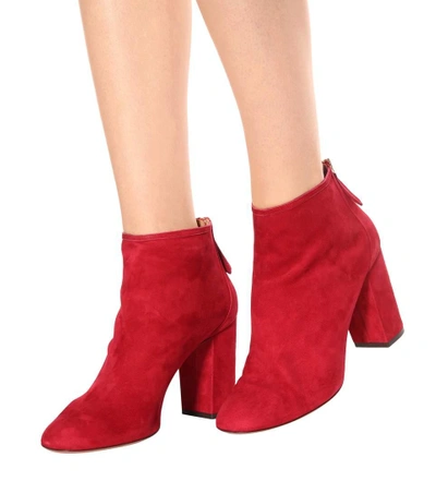 Shop Aquazzura Downtown 85 Suede Boots In Spice Red