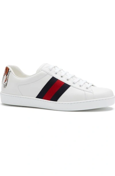 Shop Gucci New Ace Tiger Sneaker In Bianco Tiger