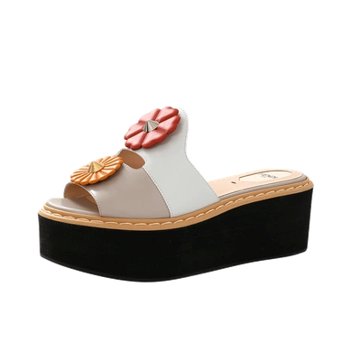 Shop Fendi Flowerland Foam Platform In White