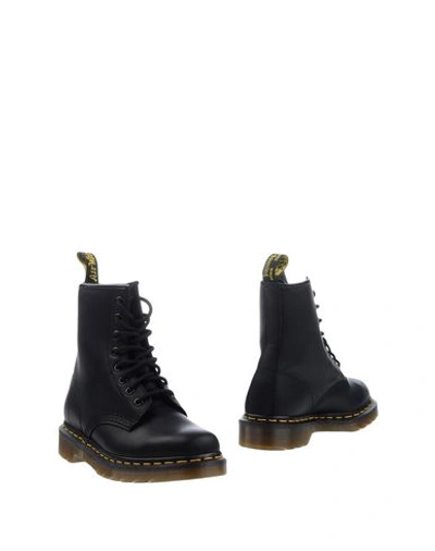 Dr. Martens' Ankle Boot In Black