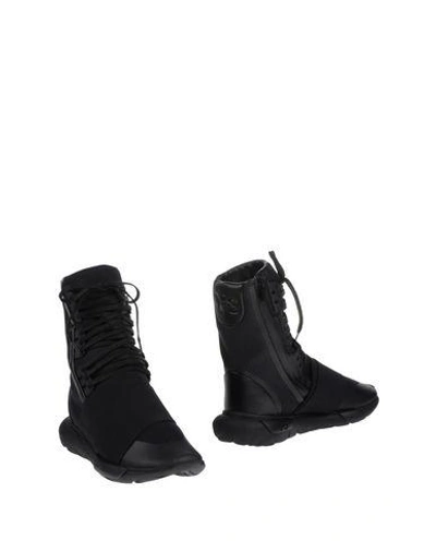 Y-3 Boots In Black