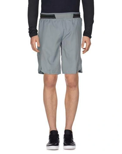 Nike Bermudas In Grey