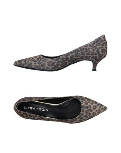 Strategia Pump In Sand | ModeSens