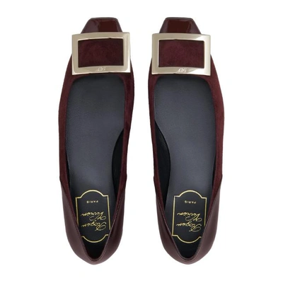 Shop Roger Vivier Ballerina Trompette Cut In Suede And Patent Leather In Burgundy