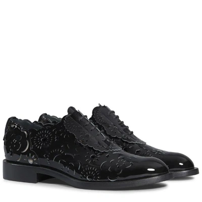 Shop Roger Vivier Derby Skin Guipure In Patent Leather In Black