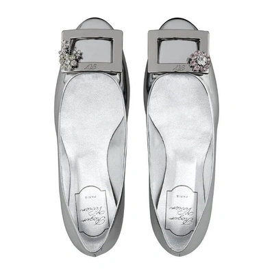 Shop Roger Vivier Gommette Jewels Metal Buckle Ballerinas In Leather In Silver