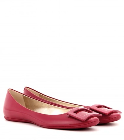 Roger Vivier Gommette Patent-leather Ballerinas In Red