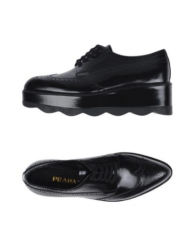 Prada Laced Shoes In ブラック