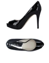 Michael Michael Kors Pump In Black